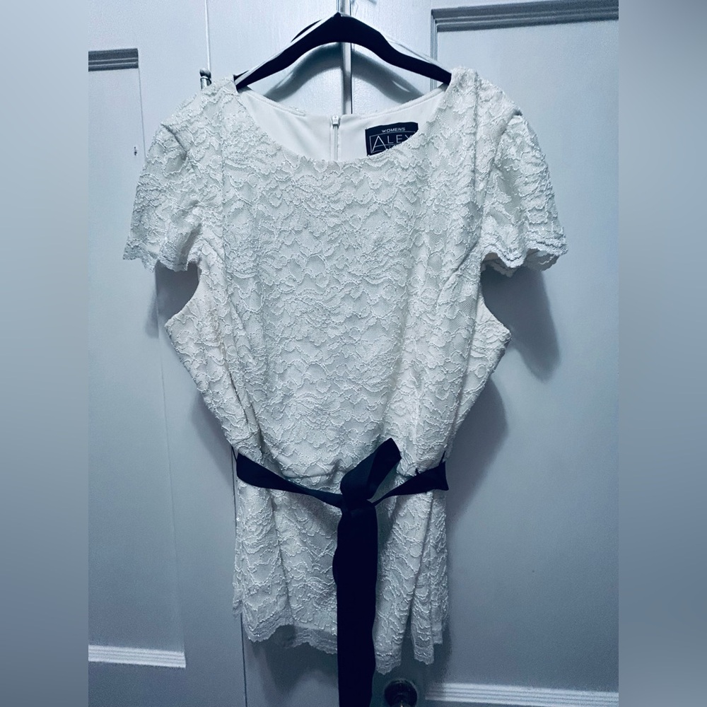 Alex Evenings White Lace Blouse with Black Sash